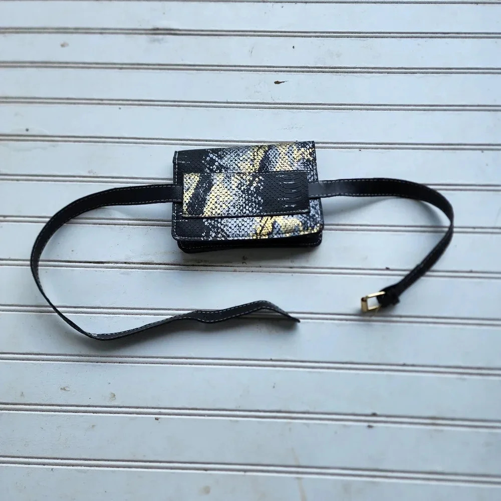 Womens Snake Skin Waist Belt Bag Black Gold 7"×5" - Picture 4 of 10